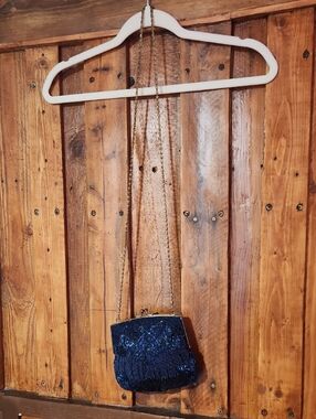 La Regale Vintage Luxurious Navy Satin Lining with Label